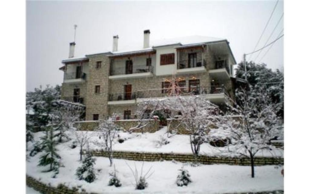 Traditional Guesthouse Marousio Rodavgi Exterior photo