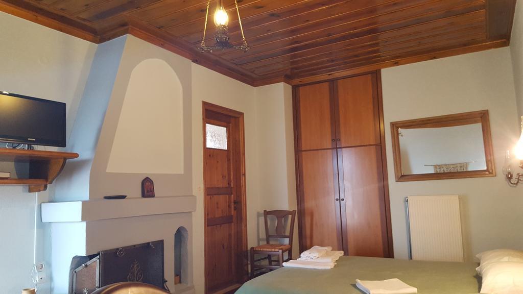 Traditional Guesthouse Marousio Rodavgi Exterior photo