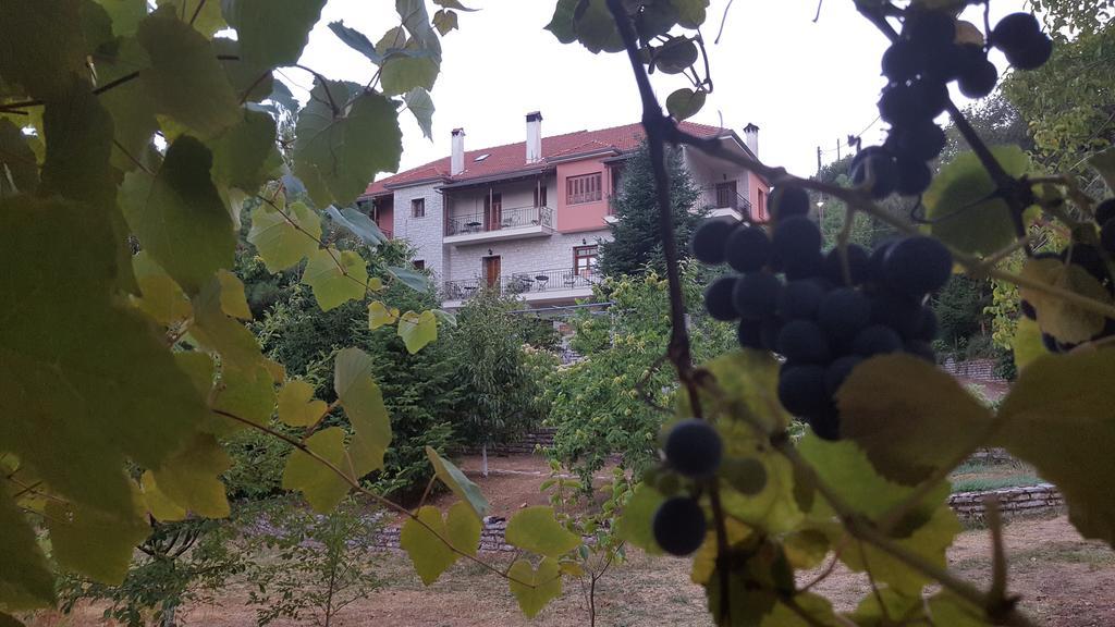 Traditional Guesthouse Marousio Rodavgi Exterior photo